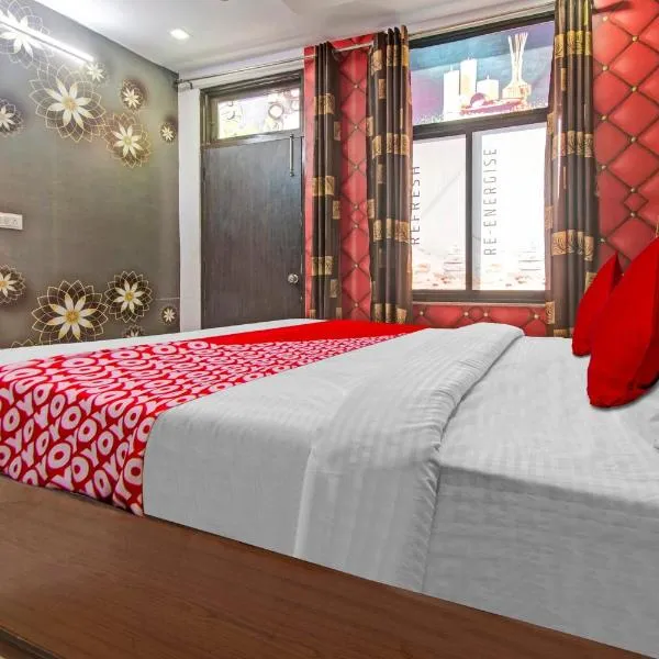 Hotel O Rawat Palace，位于斋浦尔的酒店
