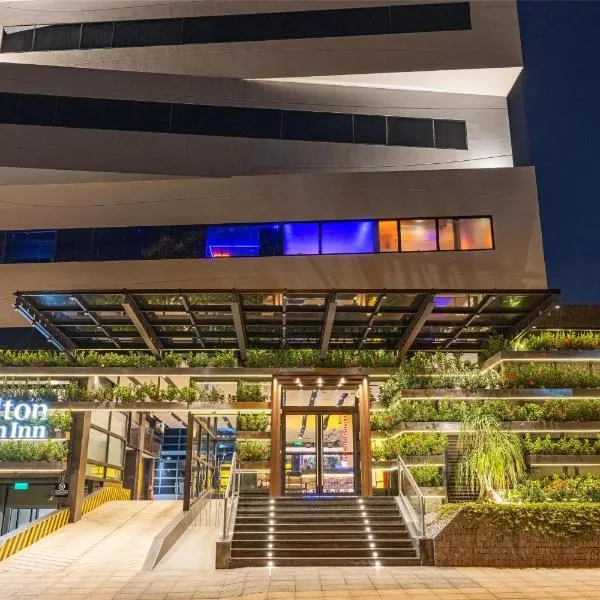 Hilton Garden Inn Asuncion Aviadores Del Chaco，位于亚松森的酒店