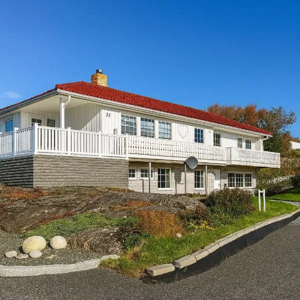 Hus med panoramutsikt i Bud，位于Bud的酒店