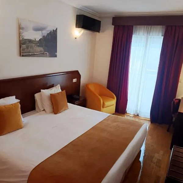 米兰达图里斯莫酒店，位于米兰达·杜·杜罗的酒店