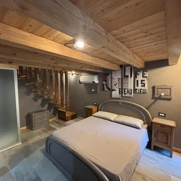 Riverside Room Jean，位于Pontboset的酒店