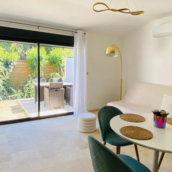 Nanséa Lodge en Provence，位于南莱潘的酒店