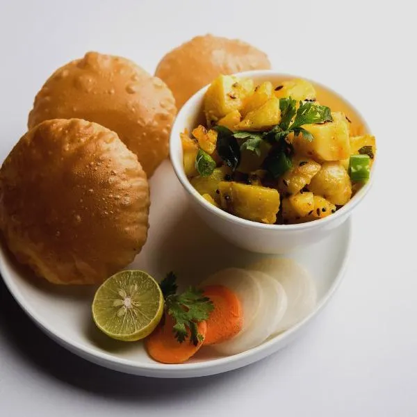 Super Hotel O Khandagiri Near DN Regalia Mall，位于布巴内什瓦尔的酒店