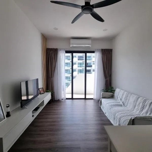 Happy Homestay，位于古晋的酒店