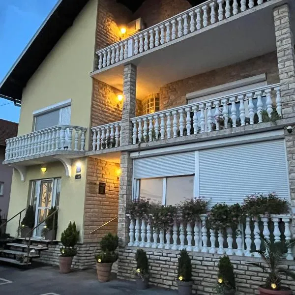 LuxRooms Bjelovar，位于别洛瓦尔的酒店