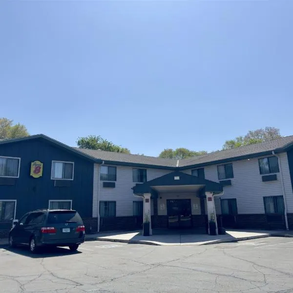 Super 8 by Wyndham Shakopee，位于沙科皮的酒店