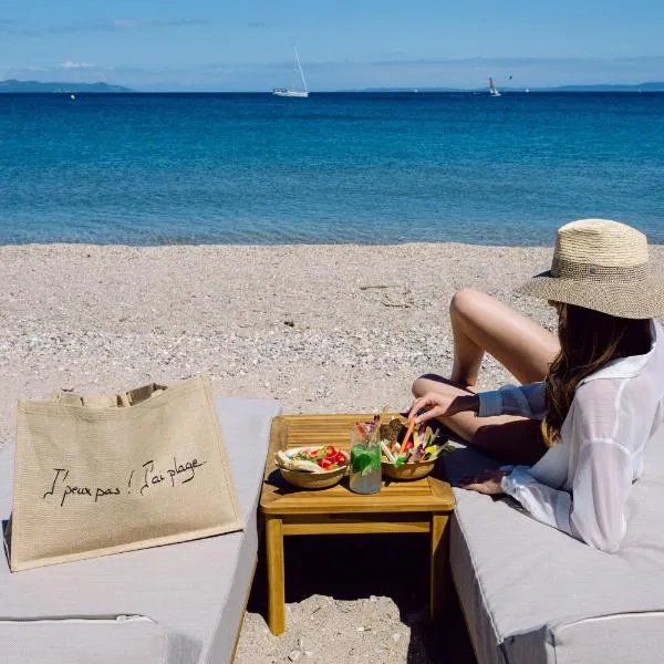 Le Hameau Des Pesquiers Ecolodge & Spa, Curio Collection By Hilton，位于耶尔的酒店