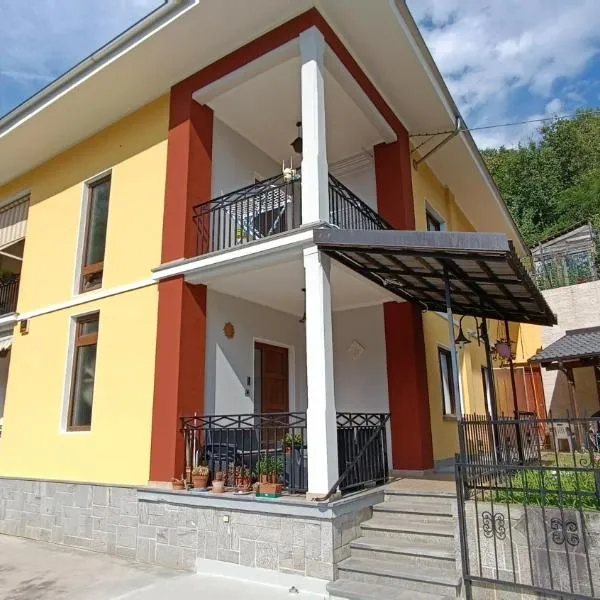 Belvedere 4，位于Perosa Argentina的酒店