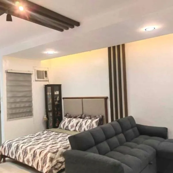 Las Enchanted kingdom Cozy Woody，位于Santa Rosa的酒店