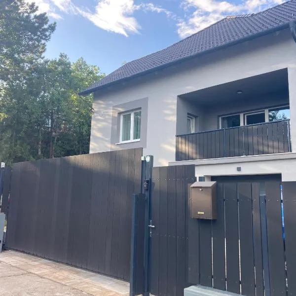 Hun Apartman，位于巴拉顿诺尔马迪的酒店