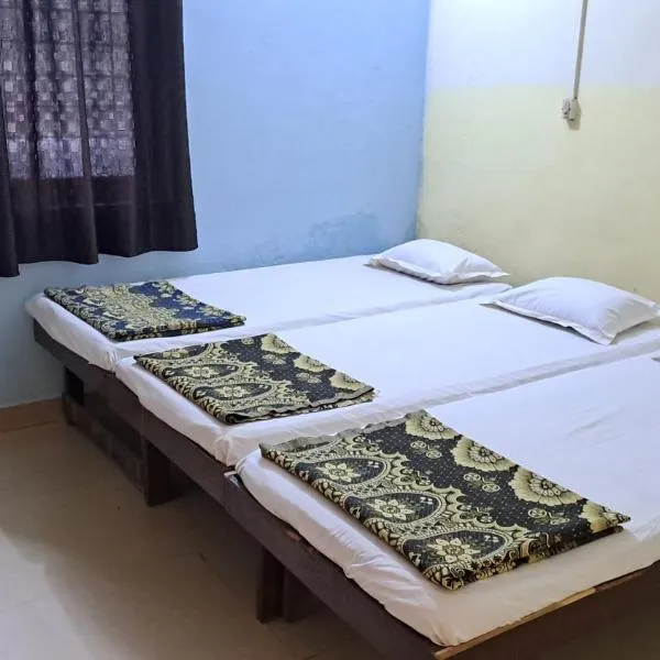 Sangita Lodge，位于拉特纳吉里的酒店