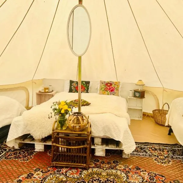 Muhu Leeni Glamping，位于Kuivastu的酒店