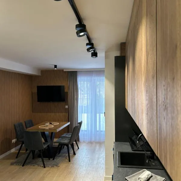 Leśne Wzgórze Apartamenty，位于科尔别卢夫的酒店