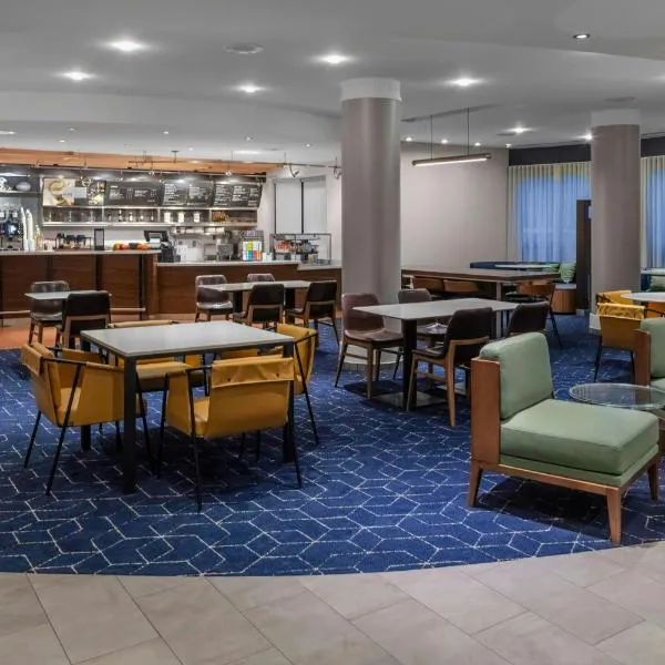匹兹堡格林万怡酒店，位于格林斯堡的酒店
