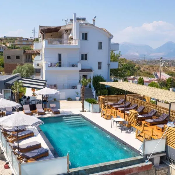 Villa Serenity，位于萨兰达的酒店