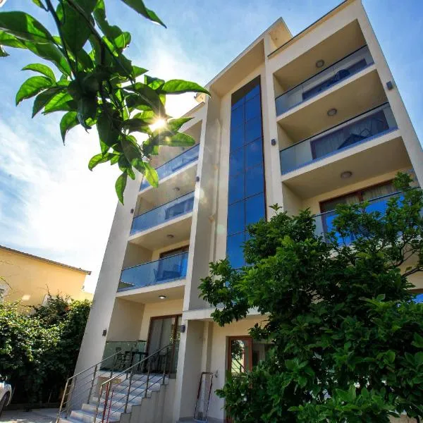 Apartments Matkovic Lux，位于苏托莫雷的酒店