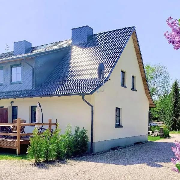 Das Sommerhaus - im Land der tausend Seen，位于瓦伦的酒店