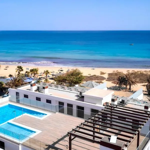 Apartamentos Golfinho Dourado `Edifício Lux,s，位于圣玛丽亚的酒店