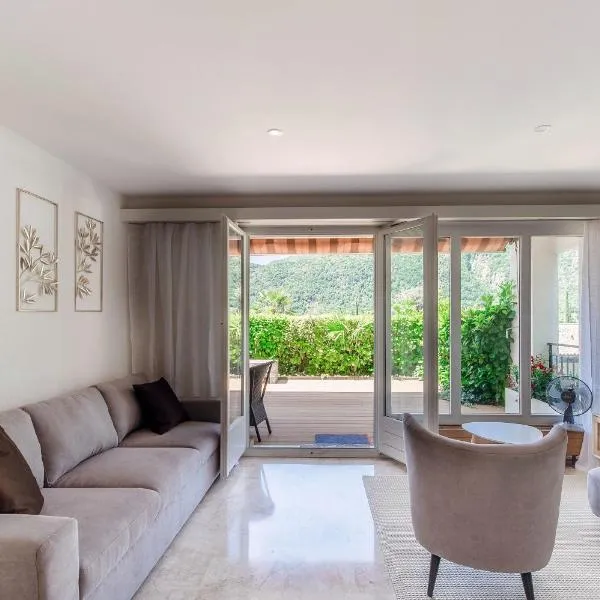 Morcote Romance by Quokka 360 - Apartment with Patio and Shared Pool，位于莫尔科泰的酒店