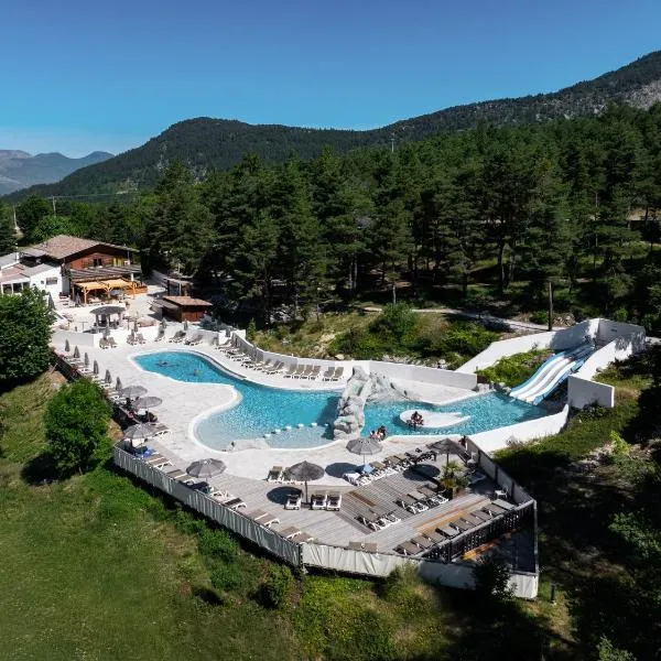 卡斯特拉讷RCN科林斯露营地，位于卡斯特拉讷的酒店