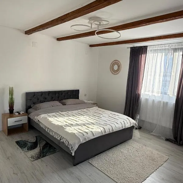 Ds Beauty Center，位于Drăgăşani的酒店