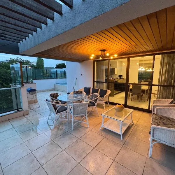 Cobertura com Piscina no Iloa，位于拉巴拉德纳圣米格尔的酒店