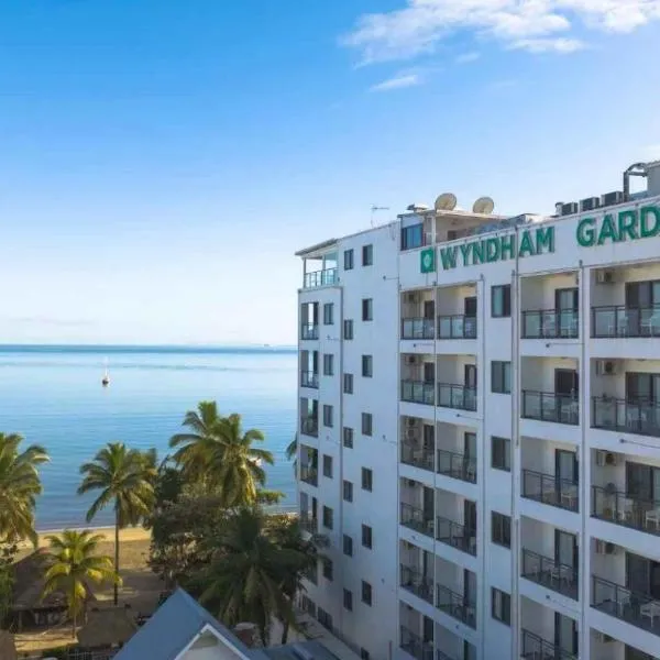 Wyndham Garden Wailoaloa Beach Fiji，位于南迪的酒店