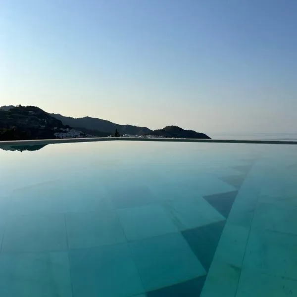 Posada Morisca Charming Hotel Boutique，位于弗里希利亚纳的酒店