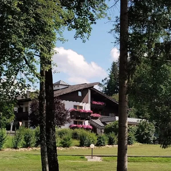 Gasthof Hotel Schermer，位于巴特黑灵的酒店