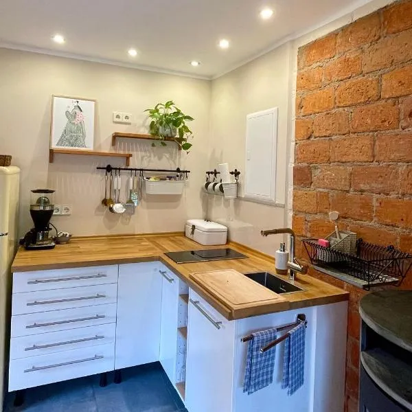 Erholen im Tiny House am Waldrand，位于奥伊宾的酒店