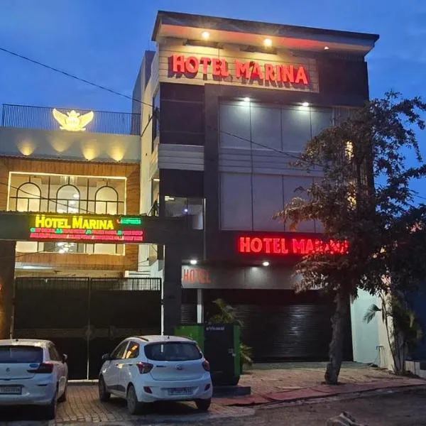 Hotel Marina，位于密拉特的酒店