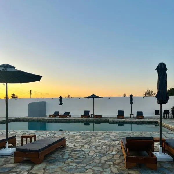 Fikas Hotel，位于纳克索乔拉的酒店