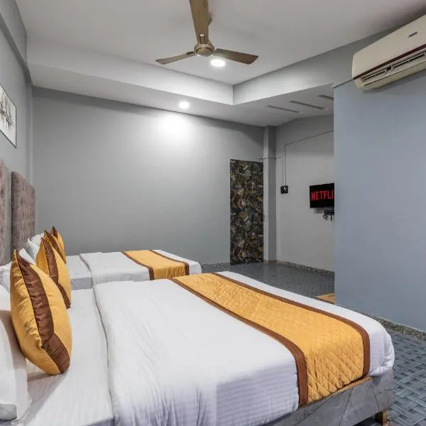De Classico Hotel -Lokhandwala，位于孟买的酒店