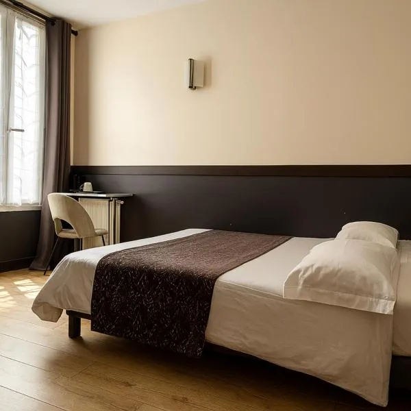 Hotel des Bains à 10 min de Paris，位于迈松阿尔福的酒店