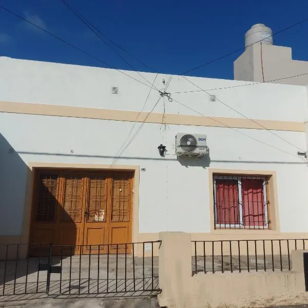 Alojamiento Las nenas a la vuelta del corsodromo，位于瓜莱瓜伊丘的酒店