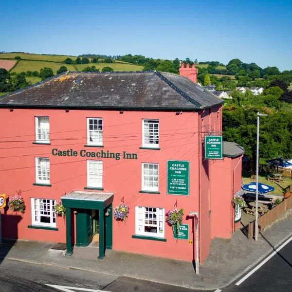 The Castle Coaching Inn，位于Trecastle的酒店