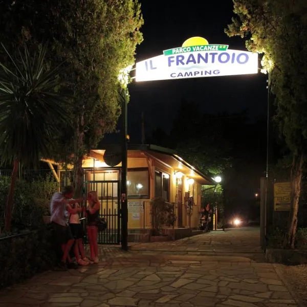 Il Frantoio Camping，位于Testico的酒店