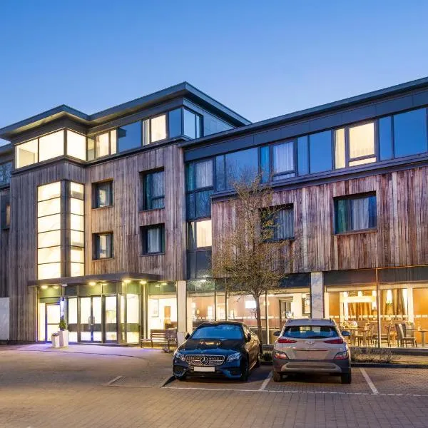 The Duxford Hotel Cambridge South M11 Jct 10，位于剑桥的酒店