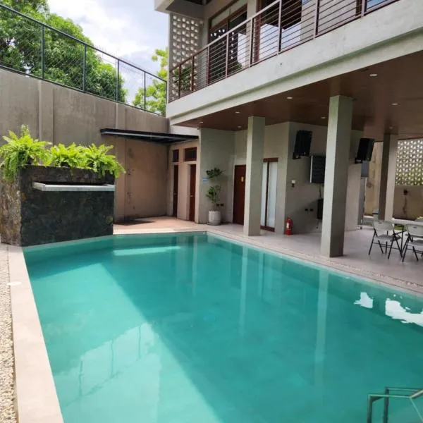 Dylan's Hot Spring，位于洛斯巴尼奥斯的酒店