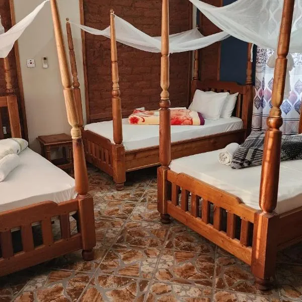 MANTIS LODGE & CAMPING SITE，位于莫罗戈罗的酒店