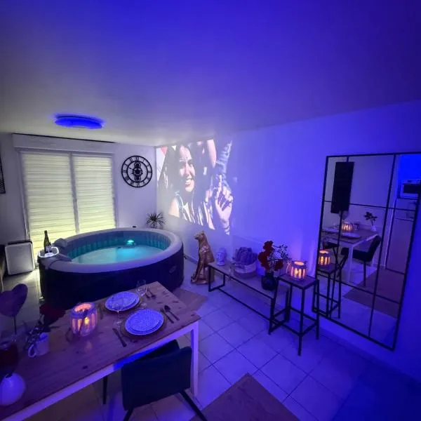 Suite Eden Spa, Appart'hôtel bien être , Patio de standing barbecue - TV XL CinéSport, Lit Q-Size, Wifi, P-Gratuit en Résidence，位于Avion的酒店