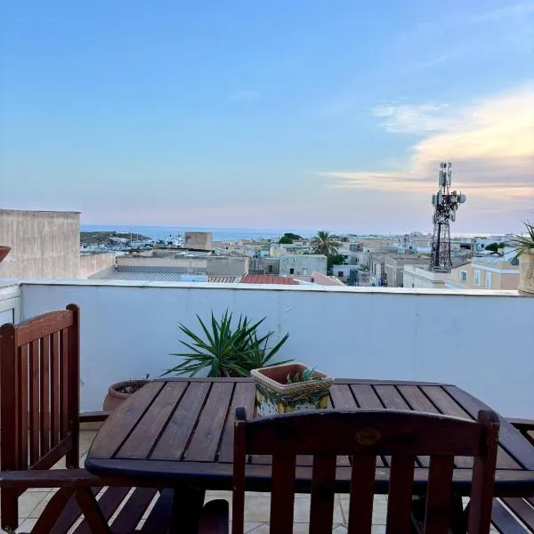 Attico Luna Lampedusa，位于兰佩杜萨的酒店