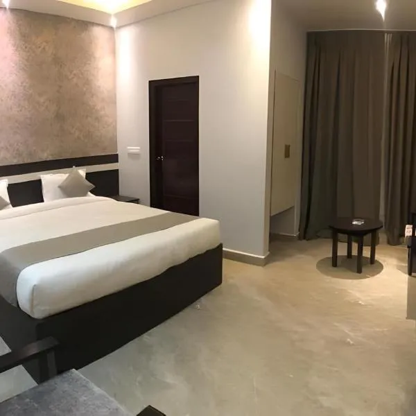 CTC Orchid Inn，位于Wahjajer的酒店