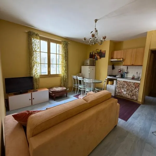 Appartement au bord de la mer，位于乌尔加特的酒店
