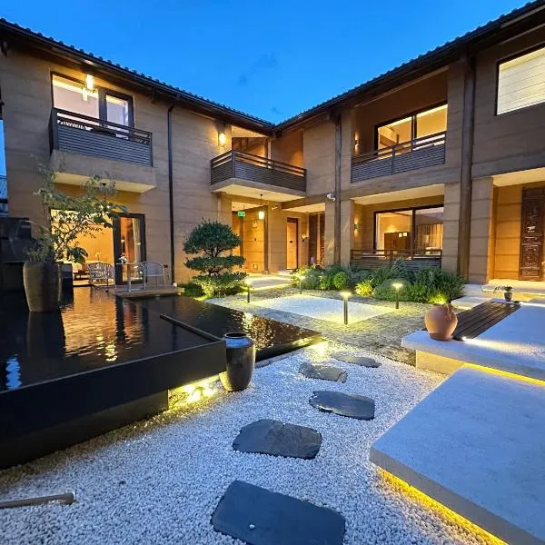 Hotel NANDANA，位于Diannan的酒店