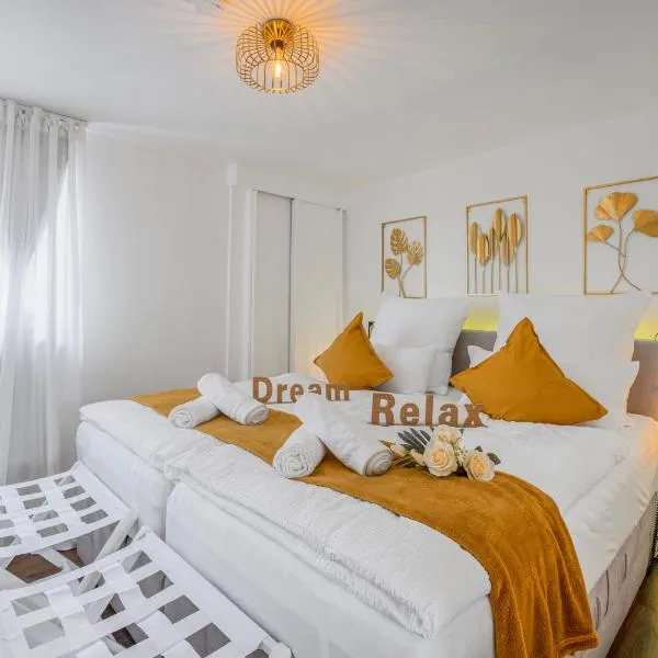 VinhMinh Homes 1 - Urlaub, Business, Zentral, Radreisen, Parkplatz & Fahrrad Garage, WLAN，位于哈廷根的酒店