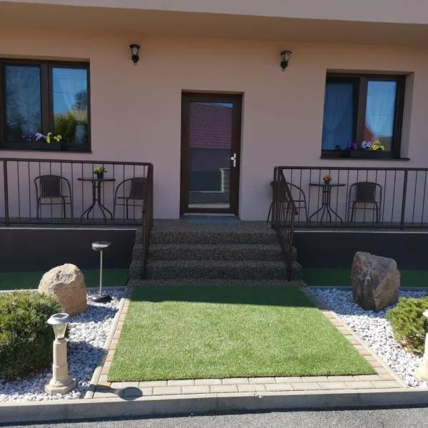 Velká Bukovina，位于Sebuč的酒店