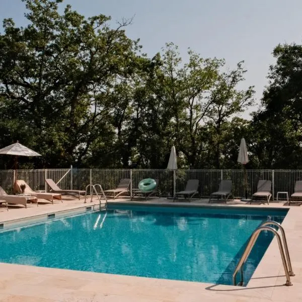 Le Bois d'Imbert - Memory Collection，位于罗卡马杜尔的酒店