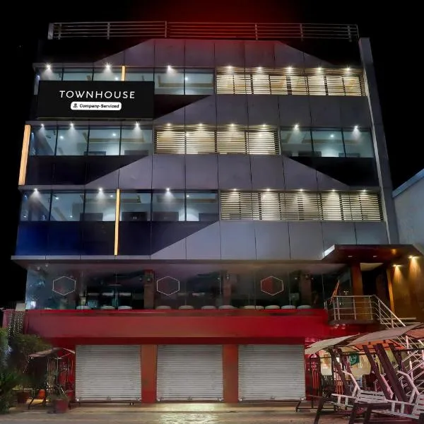 Townhouse Kadodra formerly JD Business Hotel，位于Balesar的酒店