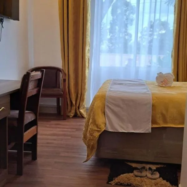 Hellenis Guest House，位于Kakamega的酒店
